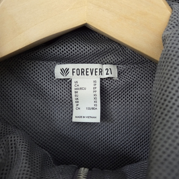 Gray Hooded Women's Lightweight Jacket - Picture 4 of 9